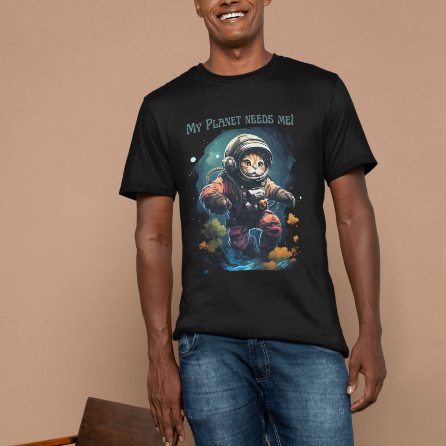 Planet needs me cute cat in astronaut suit t-shirt