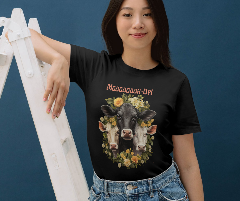 Moody cow collage t-shirt Cow lover T-shirt