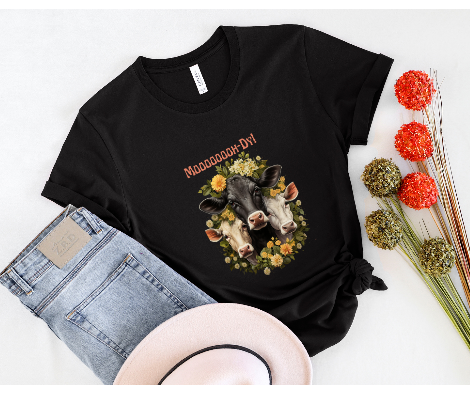 Moody cow collage t-shirt Cow lover T-shirt