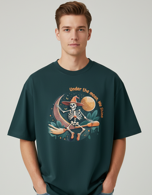 Under the moon we shine Gothic Oversized T-Shirt