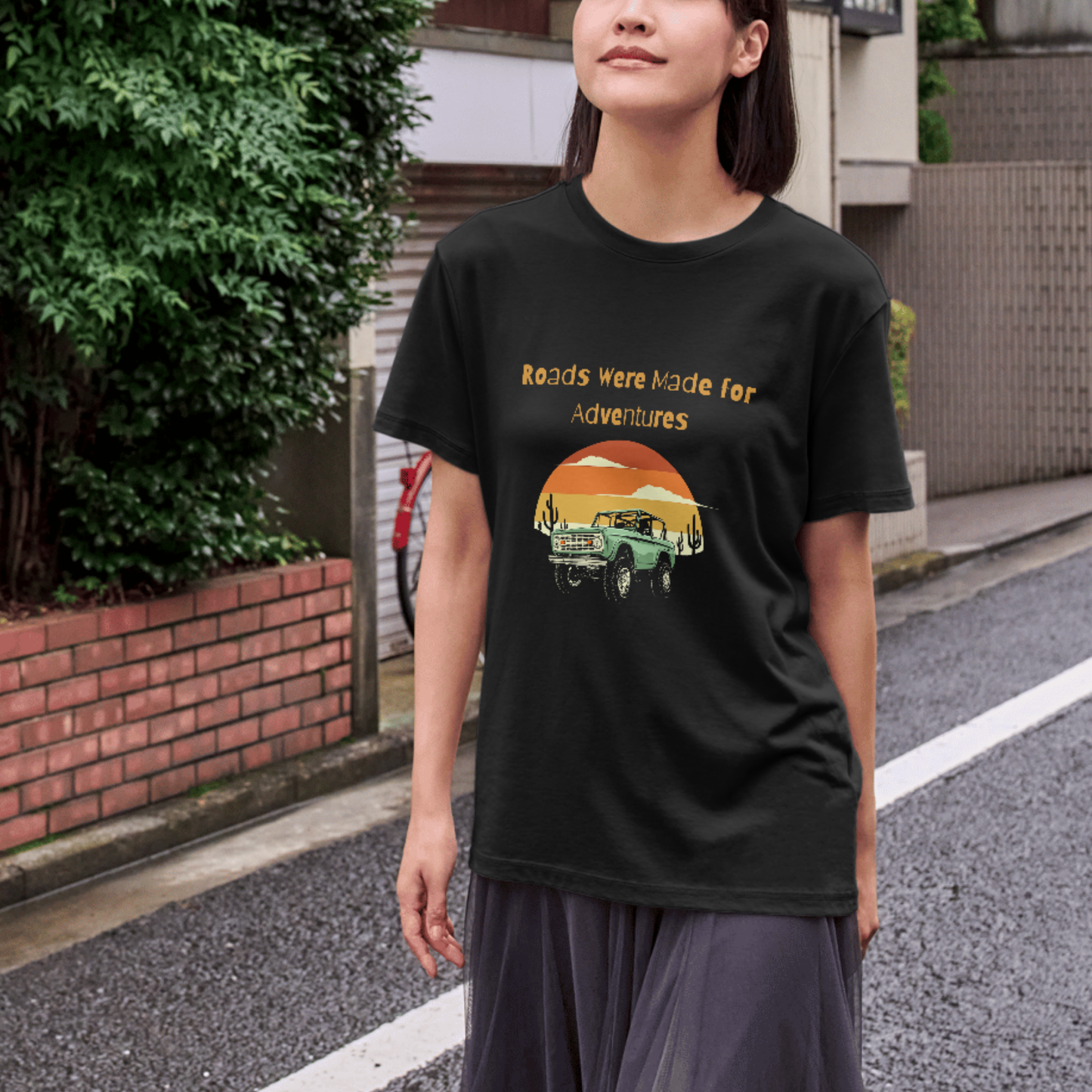 Road were made for adventure, retro Women's travel t-shirt